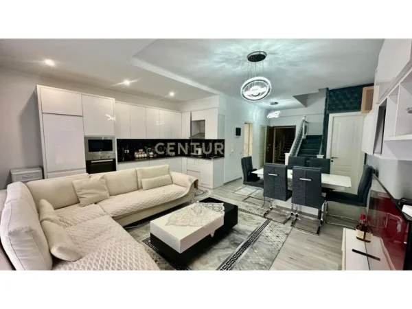 Tirane, shes apartament 2+1+2 , 129 m² 322.000 € (Liqeni i Thatë)