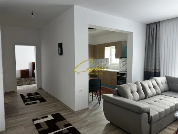 Tirane, jepet me qera apartament 3+1 Kati 2, 120 m² 700 € (SPITALI AMERIKAN 3)