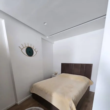 Tirane, shitet apartament 2+1 , 101 m² 300.000 € (Kika 2)