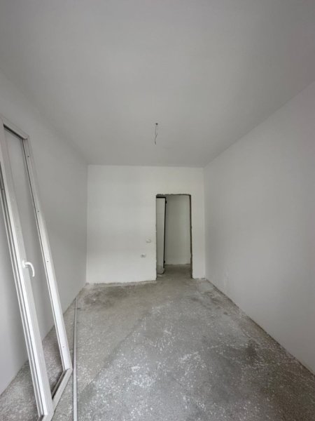 Tirane, shitet apartament 2+1+Ballkon Kati 6, 84 m² 83.300 € (Univers City)