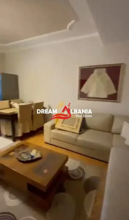 Tirane, shitet apartament 3+1+Ballkon Kati 5, 100 m² 145.000 € (Brryli)