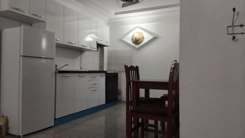 Tirane, jepet me qera apartament 2+1 Kati 2, 81 m² 450 € (Spitali QSUT)