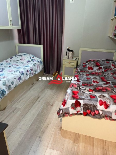 Tirane, jepet me qera apartament 3+1 Kati 2, 105 m² 900 € (Kopeshti Zoologjik)