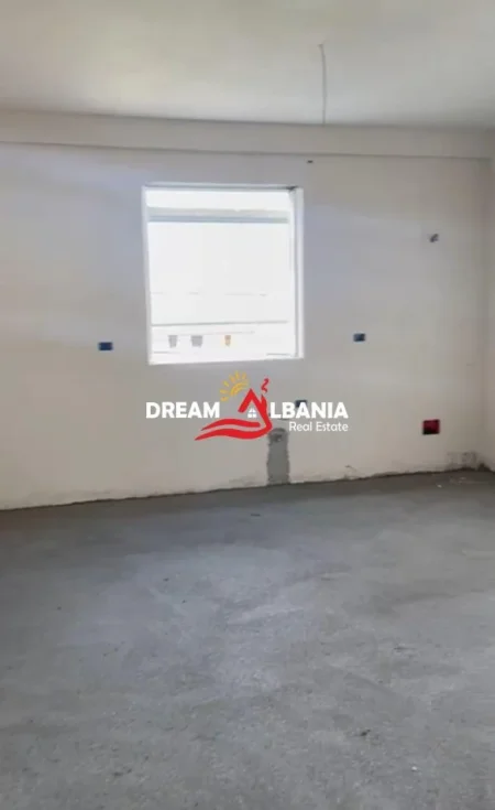 Tirane, shitet apartament 2+1+Ballkon Kati 3, 111 m² 100.000 € (Paskuqan)