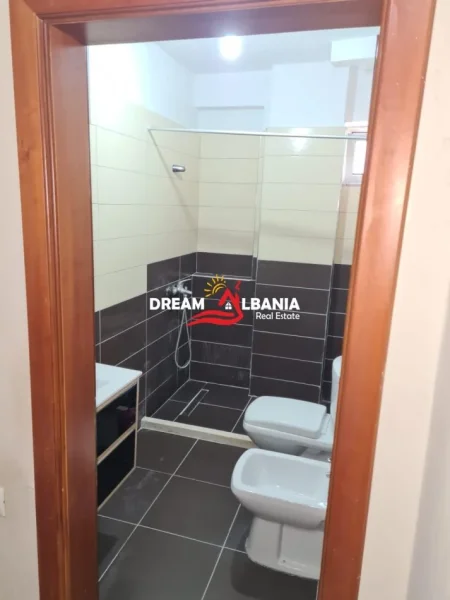 Tirane, shitet apartament 1+1 Kati 3, 70 m² 76.000 € (Fresk)