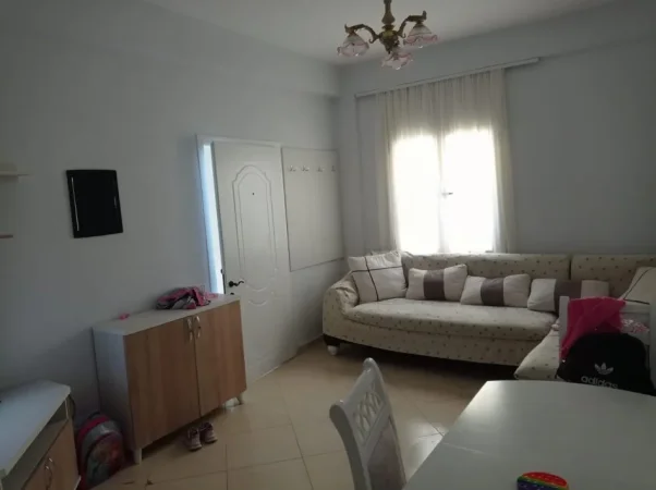 Tirane, jepet me qera apartament 1+1+Aneks Kati 2, 55 m² 370 € (oxhaku)