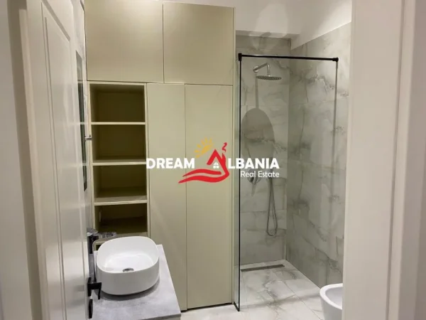 Tirane, apartament 1+1 Kati 9, 70 m² (astir)