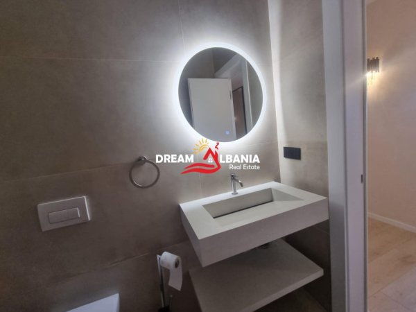 Tirane, jepet me qera apartament 2+1 Kati 9, 120 m² 1.800 € (rrugen Sami Frasheri)