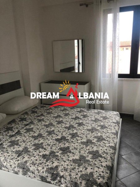 Tirane, jepet me qera apartament 2+1 Kati 2, 92 m² 700 € (Rruga Jordan Misja)