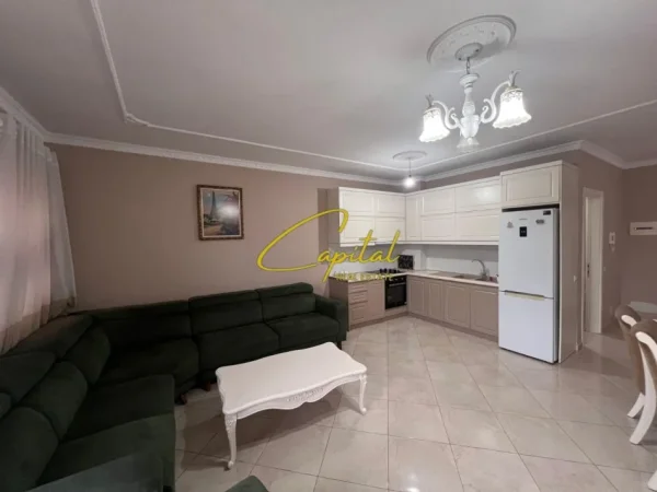 Tirane, jepet me qera apartament 2+1 Kati 3, 125 m² 550 € (ASTIR)