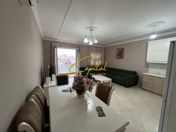 Tirane, jepet me qera apartament 2+1 Kati 3, 125 m² 550 € (ASTIR)