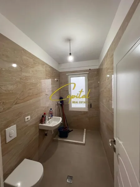 Tirane, jepet me qera apartament 2+1 Kati 3, 125 m² 550 € (ASTIR)