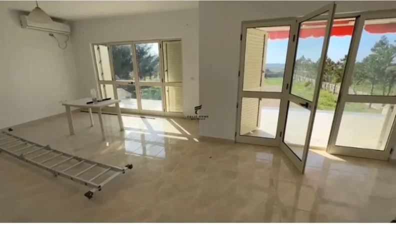 Tirane, shitet Vile 3+1+Aneks+Ballkon Kati 2, 160 m² 255.000 € (DOMJE-LALZI)