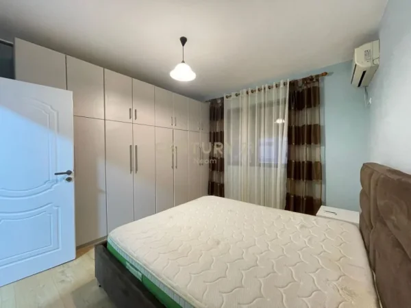 Tirane, shitet apartament 1+1 Kati 4, 59 m² 112.000 € (Tek Ish Parku)