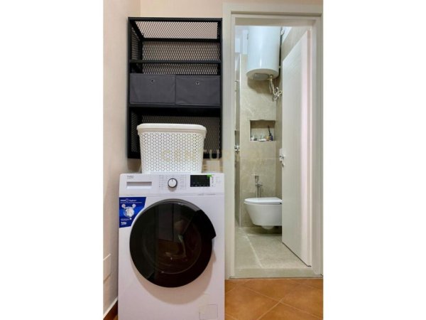 Tirane, shitet apartament 1+1 Kati 3, 61 m² 111.000 € (Myslym Shyri)
