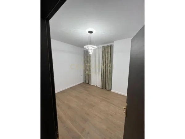 Tirane, jepet me qera apartament 1+1 Kati 2, 70 m² 350 € (Misto Mame)