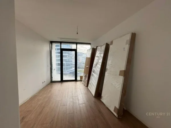 Tirane, jap me qera zyre , 124 m² 1.400 € (Lake View Residences, Liqeni i Tiranës)