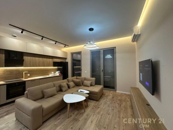 Tirane, jap me qera apartament 1+1+POST PARKIMI , 73 m² 1.000 € (Kompleksi Delijorgji)