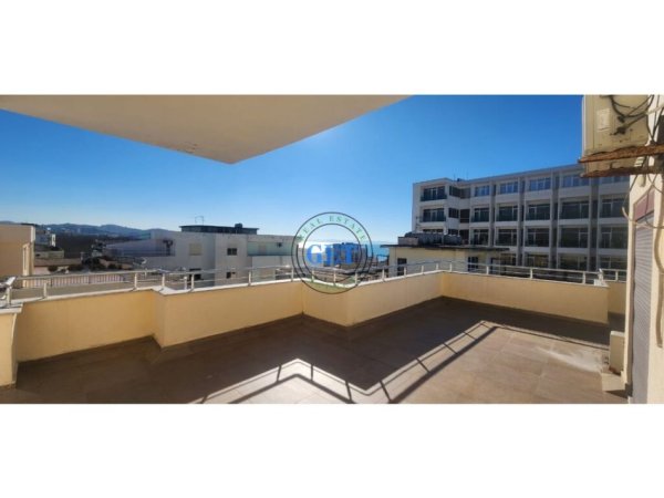 Durres, shitet apartament 2+1+Ballkon Kati 9, 350 m² 225.000 € (Plazh Iliria, Durres)