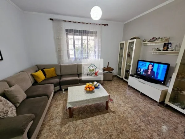 Durres, shitet Vile 3 Katshe Kati 4, 535 m² 400.000 € 