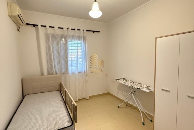 Tirane, jepet me qera Vile 3+1+Ballkon Kati 2, 140 m² 600 € (Rruga Elbasanit)