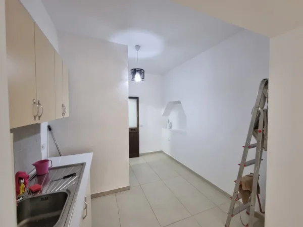 Tirane, shitet apartament 1+1 Kati 0, 43 m² 123.540 € (Myslym Shyri)