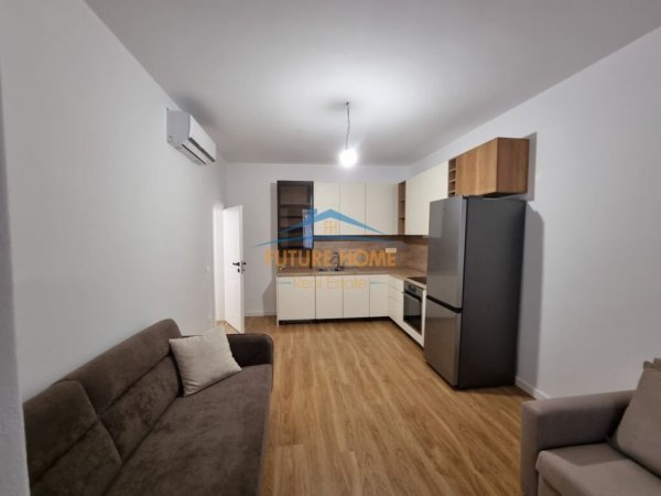 Tirane, jepet me qera apartament 2+1+Aneks+Ballkon Kati 1, 70 m² 700 € (Muhamed GJollesha)