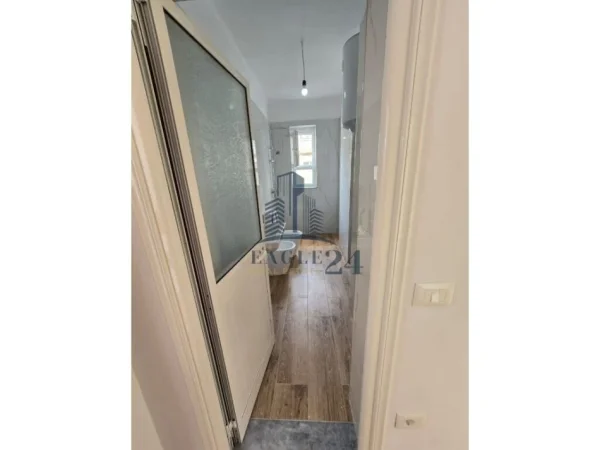 Tirane, shitet apartament 2+1 , 75 m² 129.000 € (oxhaku)
