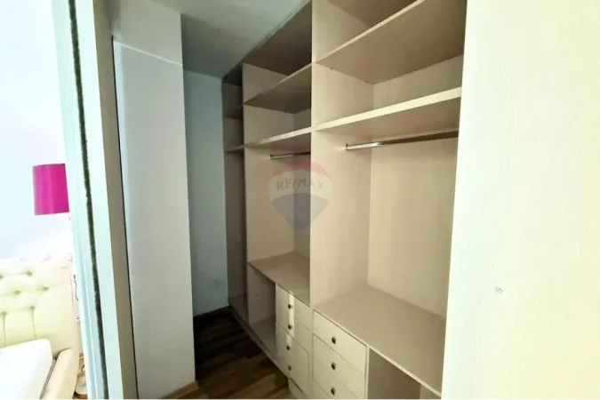 Tirane, shitet apartament 2+1 Kati 5, 95 m² 210.000 € (kompleksi kontakt)