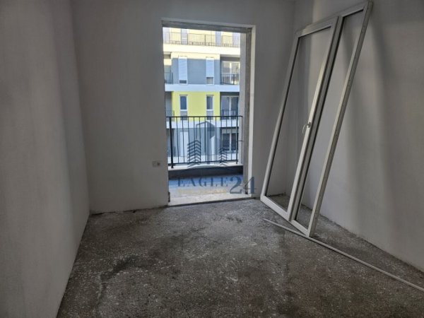 Tirane, shitet apartament 2+1 , 86 m² 95.000 € (Qtu)