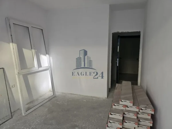 Tirane, shitet apartament 2+1 , 86 m² 95.000 € (Qtu)