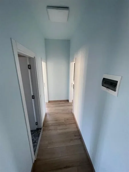 Tirane, shitet apartament 2+1+Ballkon Kati 6, 110 m² 260.000 € (Fusha e Aviacionit)