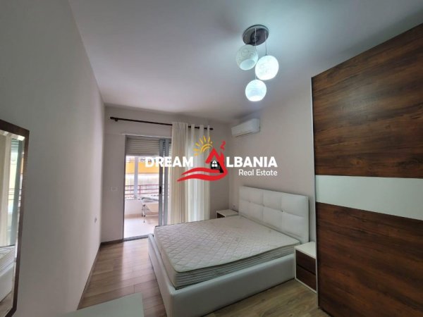 Tirane, shitet apartament 2+1 Kati 3, 119 m² 215.000 € (liqeni thate)
