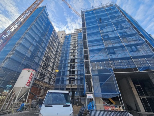 Tirane, shitet apartament 1+1 Kati 2, 72 m² 188.000 € (KOMUNA E PARISIT)