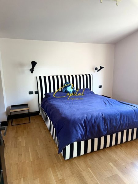 Tirane, jepet me qera apartament 3+1 Kati 5, 250 m² 1.800 € (KOPSHTI BOTANIK)