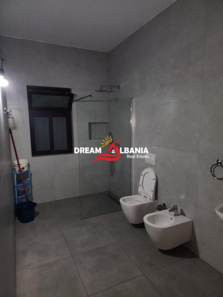 Tirane, jepet me qera apartament 1+1+Ballkon Kati 2, 70 m² 450 € (Ne zonen e 21 Dhjetorit, rruga Studenti)