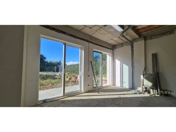 Tirane, shitet VILE, 500 m² 950.000 € (Secret Garden Residence, TEG)