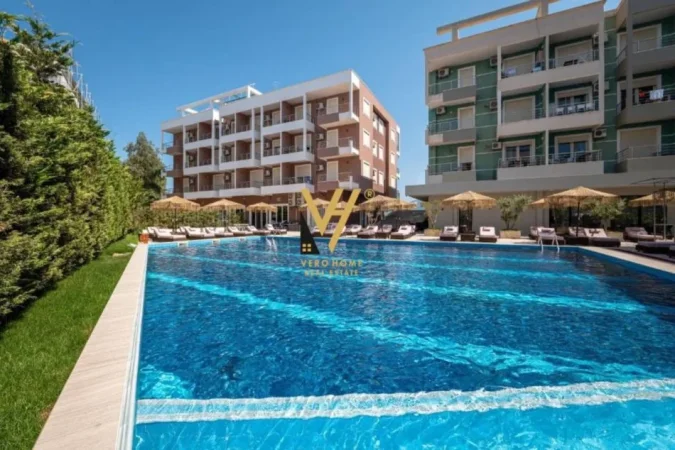 Vlore, shitet apartament 1+1+Ballkon Kati 4, 456 m² (RADHIME)
