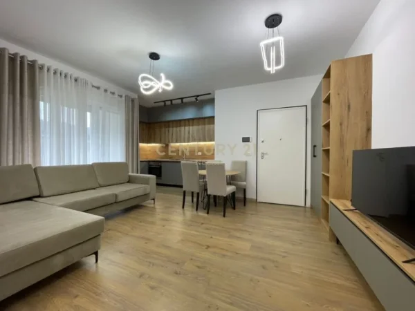 Tirane, jap me qera apartament 1+1+POST PARKIMI , 64 m² 800 € (Liqeni i Thatë)