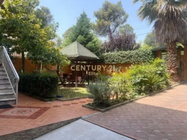 Tirane, shes Vile , 500 m² 1.195.000 € (Rruga e Elbasanit)