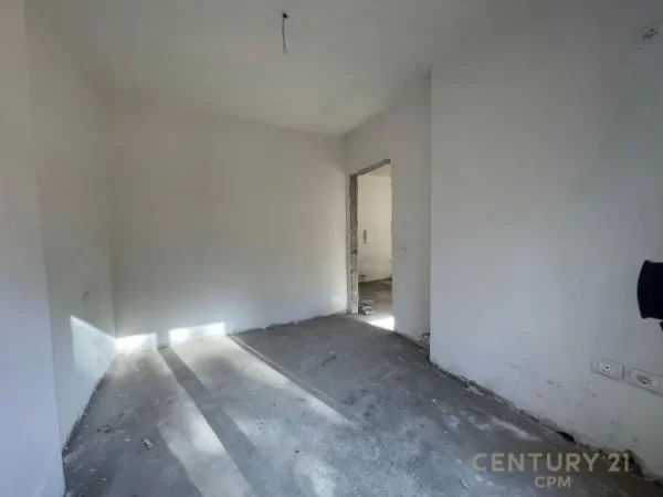 Tirane, shes apartament 1+1 , 52 m² 110.000 € (Liqeni i Thatë)