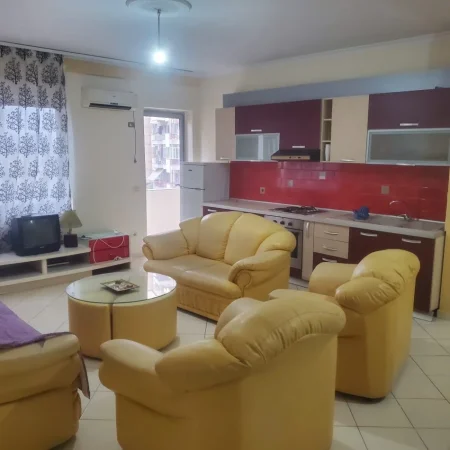 Tirane, jepet me qera apartament 2+1 Kati 5, 80 m² 450 € (Astir)