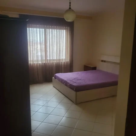 Tirane, jepet me qera apartament 2+1 Kati 5, 80 m² 450 € (Astir)