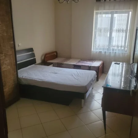Tirane, jepet me qera apartament 2+1 Kati 5, 80 m² 450 € (Astir)