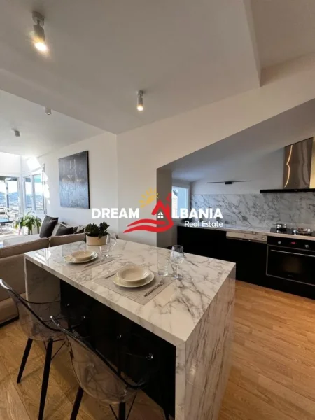 Tirane, shitet 2+1+Ballkon Kati 2, 126 m² 370.000 € (Tek Long Hill, prane Teg)