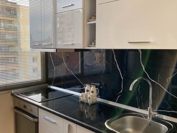 Tirane, jepet me qera apartament 1+1+Aneks+Ballkon Kati 5, 60.000 € (Rruga Barrikadave)