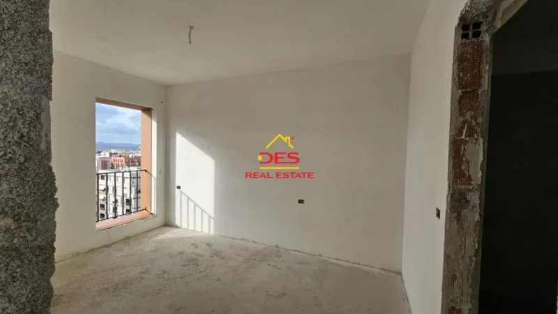 Tirane, shitet apartament 3+1+Aneks+Ballkon Kati 10, 128 m² 271.000 € (Rruga Qemal Stafa)