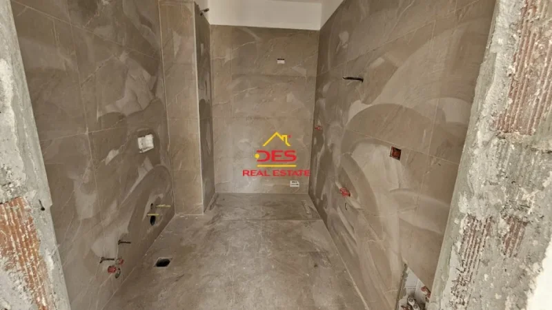 Tirane, shitet apartament 3+1+Aneks+Ballkon Kati 10, 128 m² 271.000 € (Rruga Qemal Stafa)