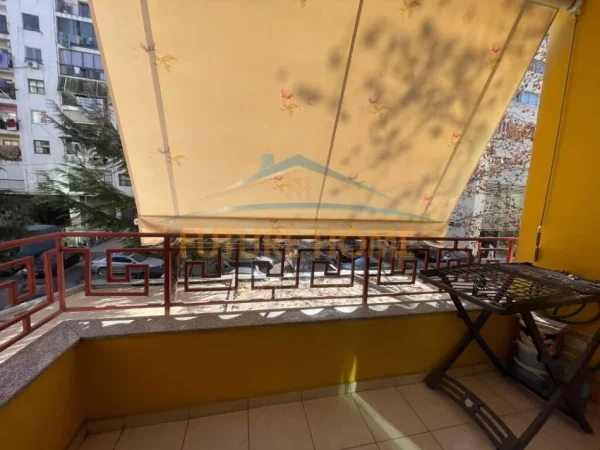 Tirane, jepet me qera 1+1+Ballkon Kati 1, 54 m² 500 € (5 MAJ)