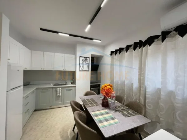 Durres, shitet apartament 2+1+Ballkon Kati 4, 100 m² 165.000 € (vollga)